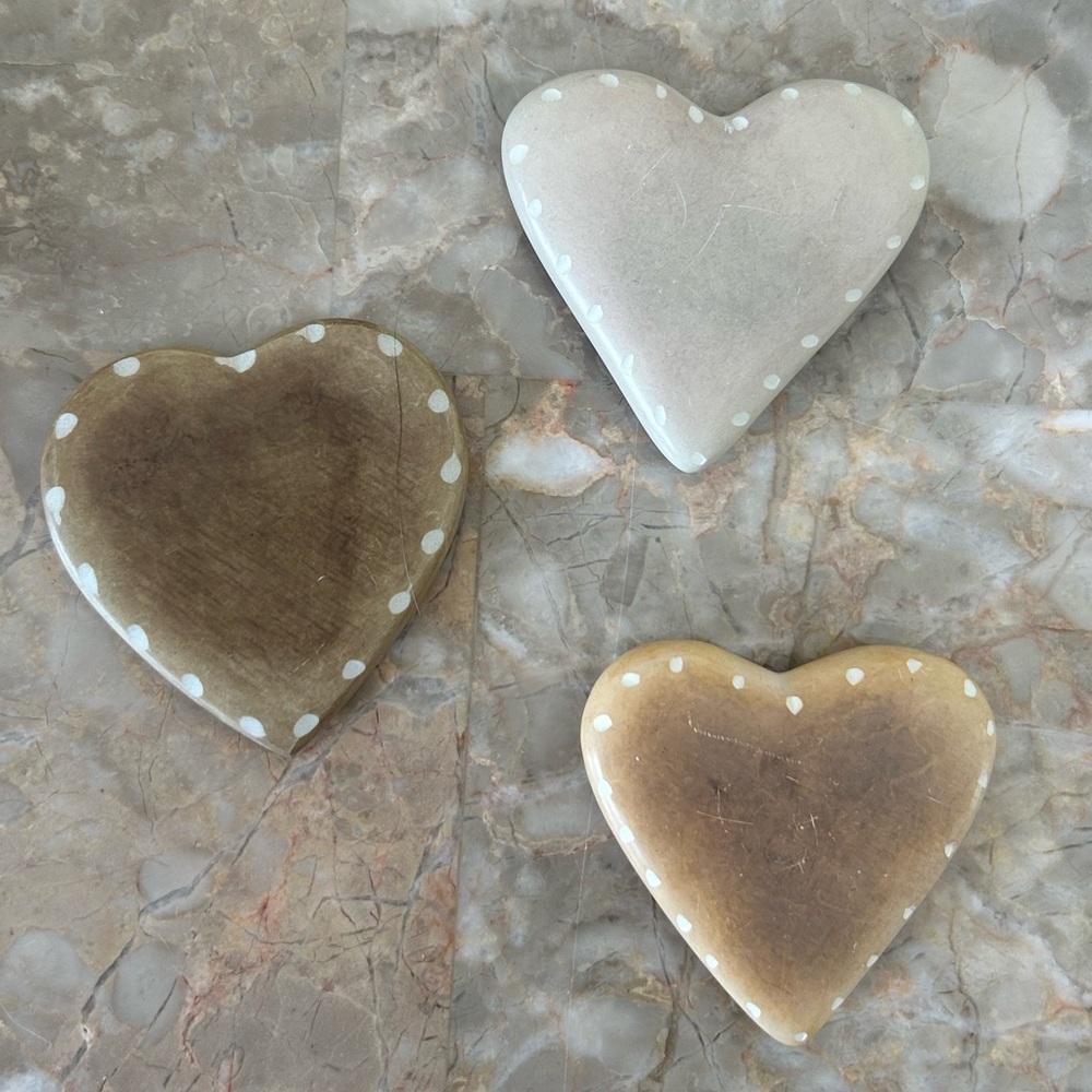 Lot of 3 Hand Carved Crystal Stone Hearts Kenya Swahili Imports Vintage